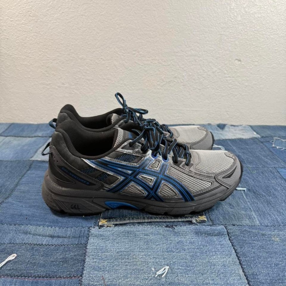 ASICS Gel Venture 5